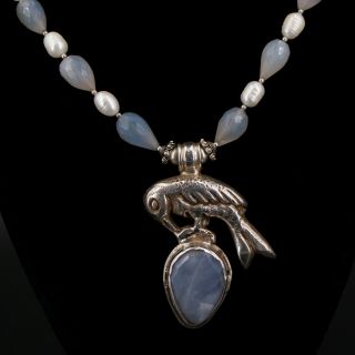 Vtg Sterling Silver Chalcedony Raven Bird Pendant 22 " Pearl Strand Necklace 66g