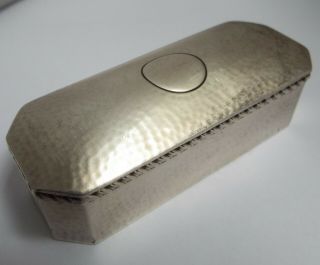 LOVELY ENGLISH ANTIQUE LATE VICTORIAN 1901 SOLID STERLING SILVER TABLE SNUFF BOX 5