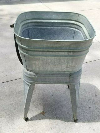 Vintage Galvanized Wash Tub on Stand with Wheels 3