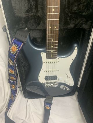 Squier by Fender Vintage Modified Stratocaster HSS - Charcoal Frost Metallic 3