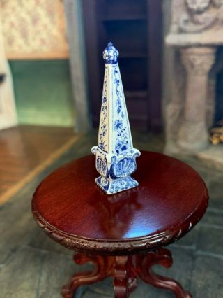 Henny Staring - Egberts Miniature Dollhouse Porcelain Obelisk Blue White C2005