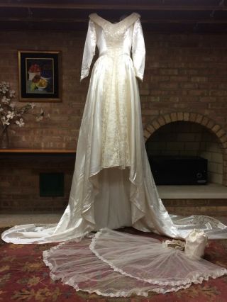 Lovely Vtg 30s 40s Ivory/cream Liquid Satin W/train Wedding Gown Dress