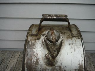 VINTAGE DIXIE OIL 5 GALLON ROCKER MOTOR OIL CAN ANN ARBOR MICHIGAN RARE 3