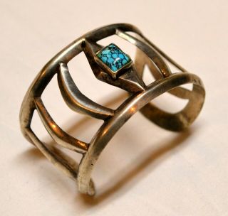 Vintage Navajo Sterling Silver Number 8 Turquoise Cuff Bracelet Older Piece