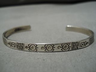 Marvelous Vintage Navajo Carved Lines Turtles Sterling Silver Bracelet