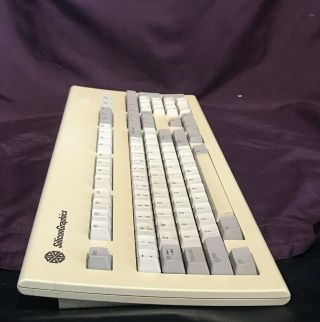 Vintage Silicon Graphics SiliconGraphics 9500801 Keyboard UPT2 8