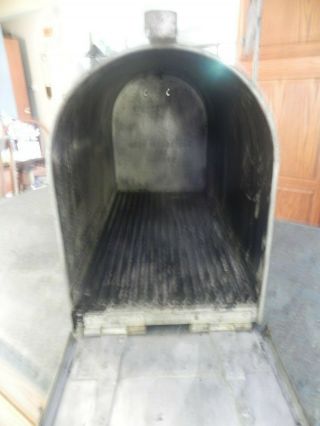 VINTAGE RURAL MAIL BOX - JUMBO SIZE - ALL COUNTRY LOOK.  IOWA BARN FIND 6