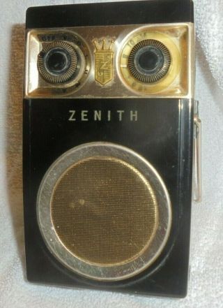 Vintage Zenith Royal 500 Transistor Radio Owl