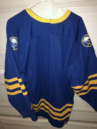 VINTAGE BUFFALO SABRES BLUE STARTER HOCKEY JERSEY XL EUC 4