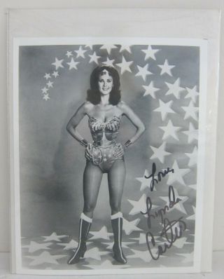 Lynda Carter Signed Vtg Autographed B/w Wonder Woman Photograph 8x10