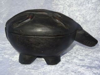 Rare Vintage Guinea Tribal Boar And Lizard Carved Timber Bowl