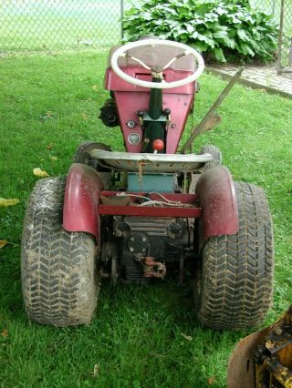VINTAGE 1962 BOLENS HUSKY 600 TUBE FRAME TRACTOR W/ACCESSORIES & PARTS 2