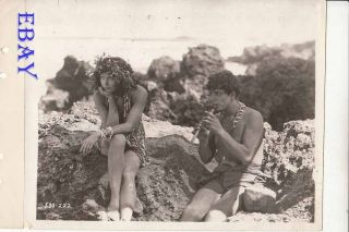 Warner Baxter Plays A Flute For Sexy Gilda Gray Vintage Photo