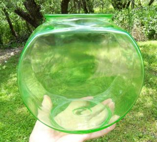 Vintage Vaseline Glass Fish Bowl Green Depression Uranium Glass 2
