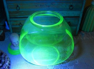 Vintage Vaseline Glass Fish Bowl Green Depression Uranium Glass 6