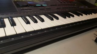 Casio HT - 700 Analog MIDI Synthesizer Vintage 1980s Great Tones Fast Ship 5