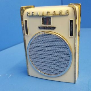 Vintage Realtone Valiant 7 Transistor Picket Radio (tr - 803) Metal Fins, .