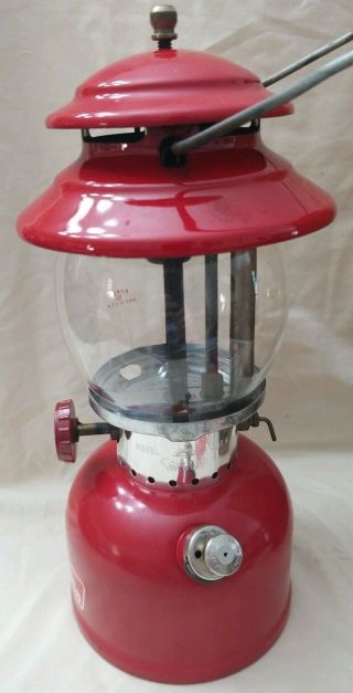 Coleman Red Lantern Single Mantle Model 200A 195 Year 1971 Pyrex glass Vintage 3