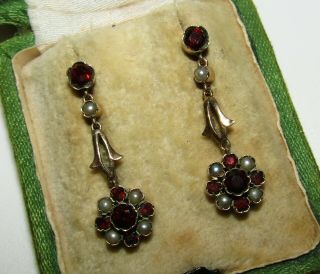 , Antique Victorian 9 Ct Gold Earrings With Garnet And Seed Pearls