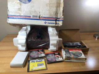 Vintage Amiga CDTV In Packaging/Box,  many Accessories. 6