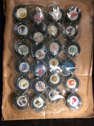 Vintage Nhl Hockey Pucks Complete Set Trench Puck Old Stock