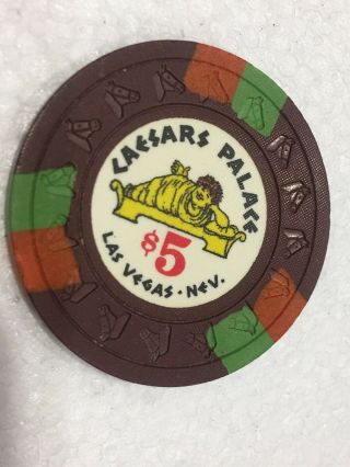 $5 VINTAGE 3rd EDT GAMING CHIP FROM CAESARS PALACE CASINO LAS VEGAS R7 7