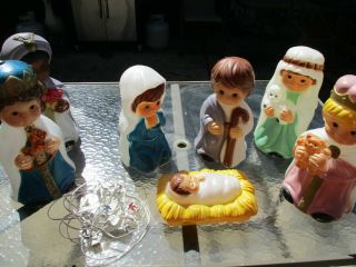 Vtg General Foam Plastics 7 Piece Blow Mold Child Christmas Nativity Wise Men