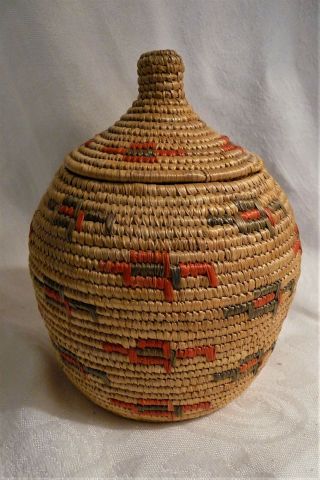 Vintage Alaska Eskimo Inuit Yupik Grass Basket Green Orange Lid 5.  5 