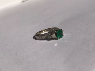 VINTAGE 2.  2 CTW NATURAL COLOMBIAN EMERALD & DIAMOND PLATINUM & 18K GOLD RING 2