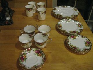 Vintage Royal Albert Old Country Roses 24 Pc Dinnerware Set Service For 4