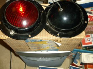 Vintage Gujide Flush Mount Turn Signal Lamp Assembly 6 Volt 929425