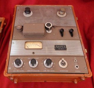 Ampex 601 Tape Recorder Reel To Reel Vintage Case Needs Work