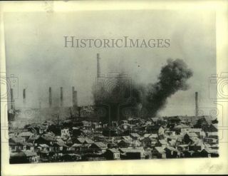 1943 Press Photo World War Ii - Germans Bombing Of Stalingrad,  Russia