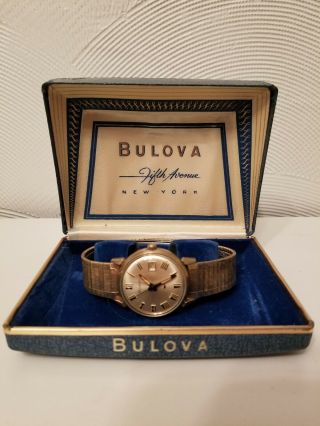 Vintage Mens Bulova Accutron 10k Gold Filled Bezel Wristwatch Watch