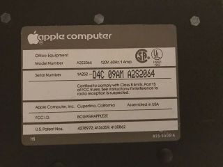 Vintage Apple IIe Personal Computer A2S2064 Needs Repairs 2