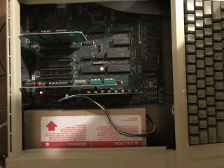 Vintage Apple IIe Personal Computer A2S2064 Needs Repairs 7