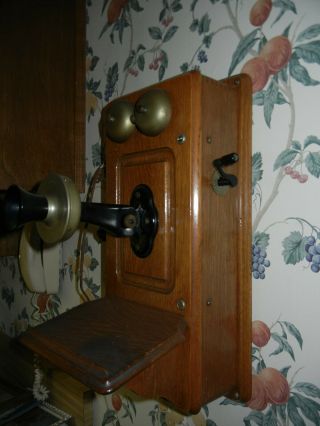 Antique Kellogg Hand Crank Oak Wood Wall Telephone Phone VGC 7