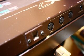 EMS YAMAHA DX - 7 Vintage synthesizer With Two ROM cartridge case 12