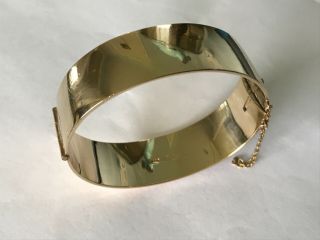 Vintage 9 ct gold metal core engraved wide bangle bracelet.  3/4”. 4