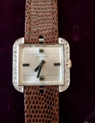 Vintage Mens 14k Solid Gold And Diamond Croton Wristwatch