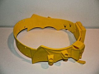 Vintage 1966 Ideal Toys Wearable Batman Utility Belt with Batarang & Batcuffs 6