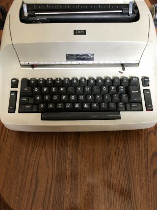 Vintage IBM Selectric I Typewriter.  Tan. 4