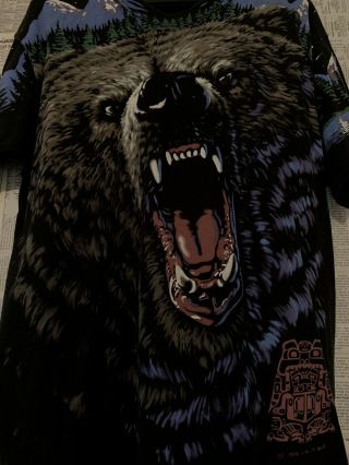 Vtg 90s Bear Animal All Over Print T - shirt 2