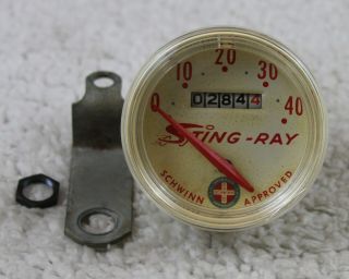 Vintage 1965 Schwinn Stingray 20 " Bicycle Speedometer Head W/ Mounting Bracket