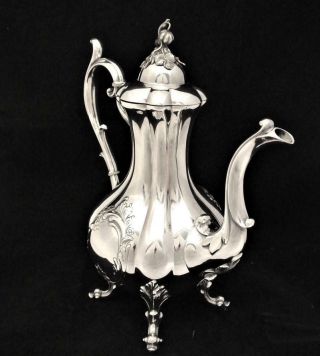 Reed & Barton Silver Plate Embossed Repousse Winthrop Shield Tea Pot Coffee Pot