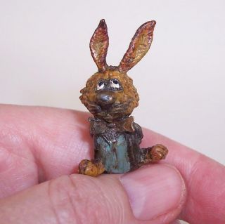 Tiny Vintage Cold Painted Bronze Comical/anthropomorphic Rabbit Hare Miniature
