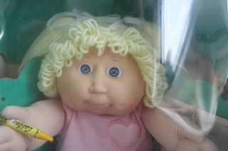 Vintage 1980s Coleco Cabbage Patch Kids Doll Baby Girl 3