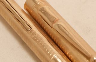 VINTAGE 1920 ' S FULL SIZE SWAN MABIE TODD SOLID GOLD 9K LEVER FILL FOUNTAIN PEN 8