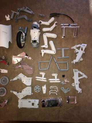 Vintage Kyosho Honda NSR 500 Hang On Rider Motorcycle 1/8 Scale Partial Build 5