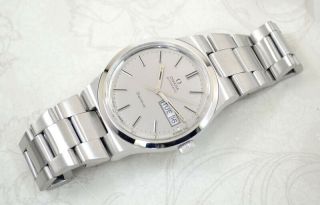 VINTAGE OMEGA GENEVE AUTOMATIC CAL 1022 DAY&DATE SILVER DIAL MEN ' S WATCH 5